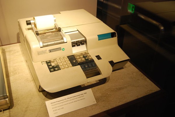 First desktop computer, Programma 101